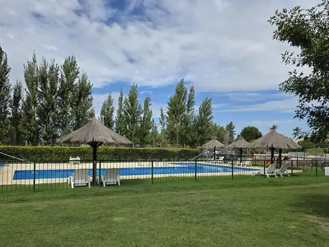 Lote a la laguna en venta, Barrio Norte, El Cantón, Escobar