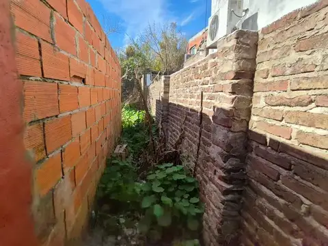Depto Tipo Casa en Venta con 2 cochera