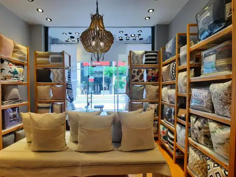 Av. Santa Fe  al 1600