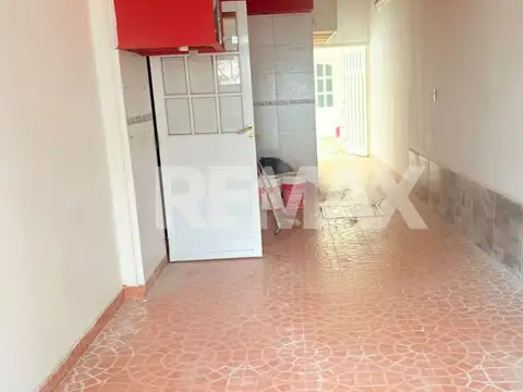 ALQUILER DE CASA 2 DORMITORIOS CON DPTO 2 DORMI.