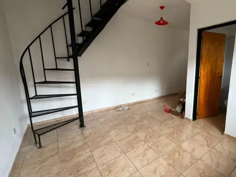 Departamento de 2 dormitorios - DON TORCUATO