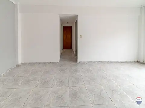 Depto Tipo Casa en Venta en Parque Avellaneda, USD 65.000