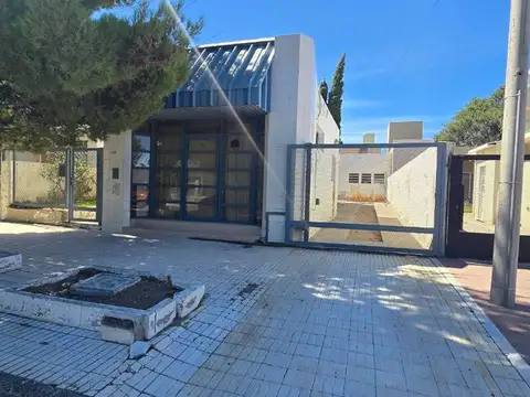 VENTA CASA 3 DORMITORIOS QUINCHO APTA CREDITO