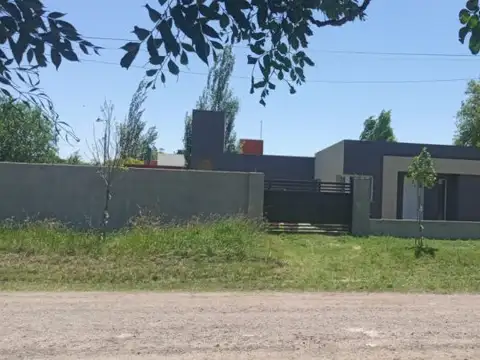 Lavalle esquina Patricios, Funes Town.