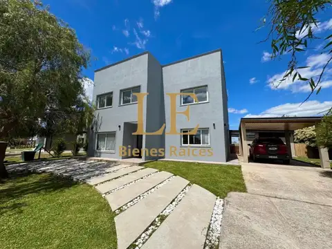 Casa en Alquiler de 4 dormitorios