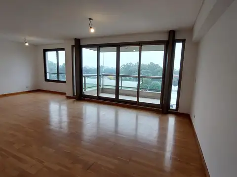 Departamento en Alquiler con 2 cocheras