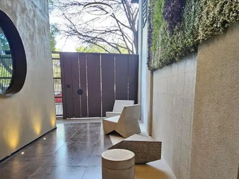 Ideal Estudiante, Cercano a Importantes Universidades.