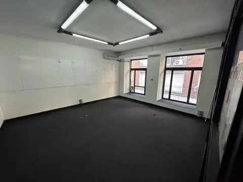 Oficina en Venta 40 años