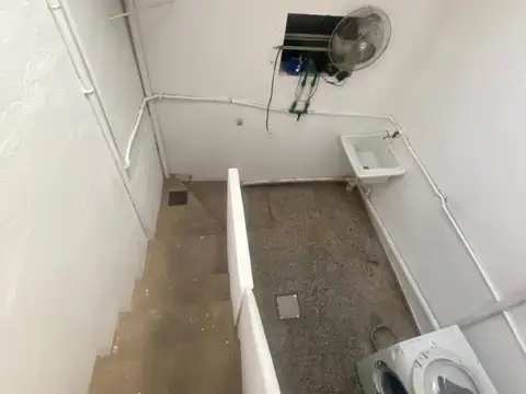 Depto Tipo Casa en Alquiler 50 años