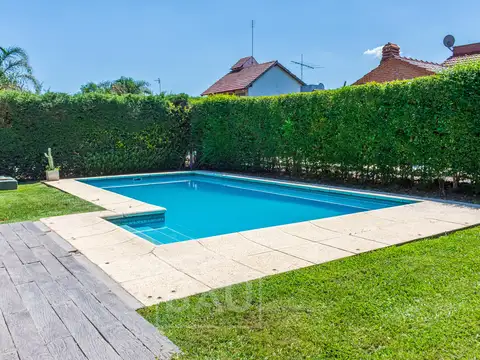 Casa en Alquiler de 4 dormitorios