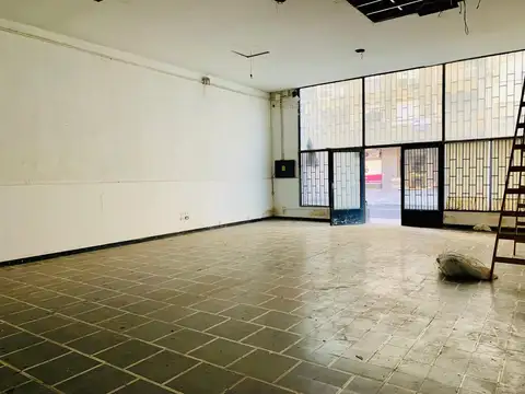 VENTA - LOCAL COMERCIAL - A RECICLAR - CENTRO Oportunidad