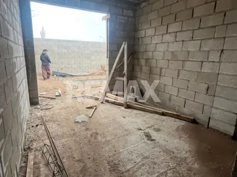 Casa 3 ambientes con 2 baños