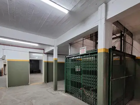 Galpon en Alquiler 17  mts Frente