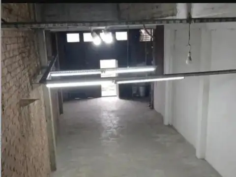 Alquiler de Depósito/Galpón de 400m² en Chacarita