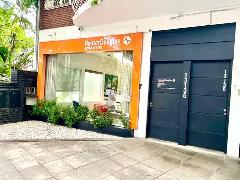 Martínez: Unico Local en Excelente Estado Sobre Av Libertador. 4,8x17 con Patio. Gran Vidriera. Orientado al Este