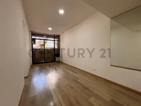 Blanco Encalada 3400, Piso 0