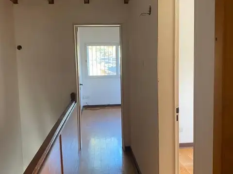 CASA DOS PLANTAS ZONA SAN FELIPE DON TORCUATO  -APTA CTO.