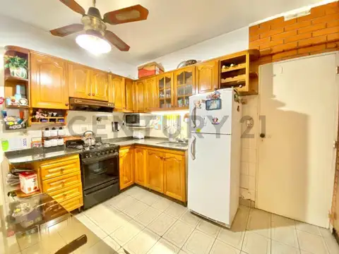 VENTA DEPARTAMENTO 3 AMBIENTES CON LAVADERO Y BALCON - CENTR