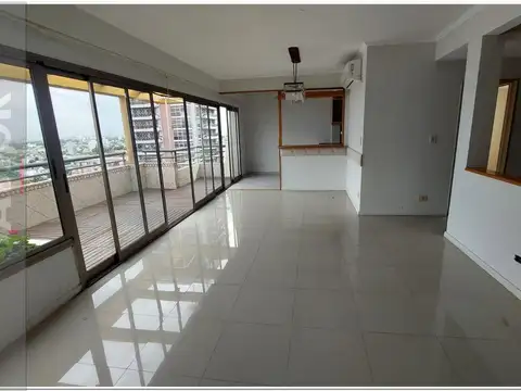 Departamento en Alquiler de 3 dormitorios