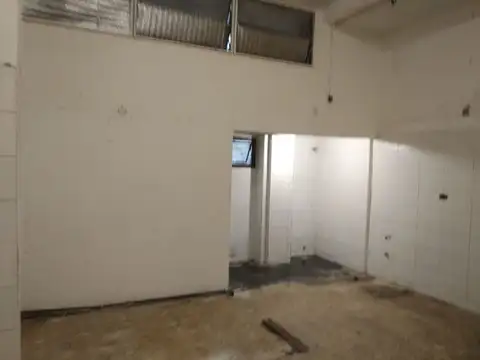 OPORTUNIDAD D INVERSION: LOCAL CON RENTA EN DOLARES