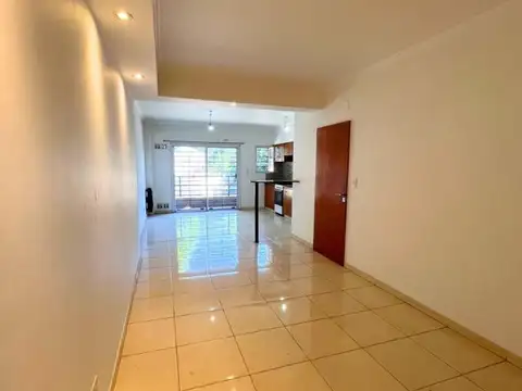 Jose Maria Moreno 600, Piso 1