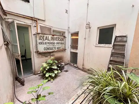 2 AMBIENTES PLANTA BAJA AL FRENTE CON PATIO – MUY LUMINOSO – BAJAS EXPENSAS
