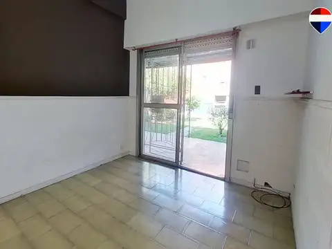 Depto Tipo Casa en Venta en Flores, USD 119.000