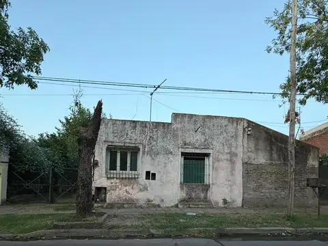 Casa en Venta en Centro De Lujan, USD 75.000