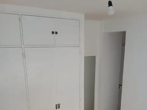 DEPARTAMENTO 3 AMB. - AL FRENTE - BALCON CORRIDO - EXCELENTE UBICACION