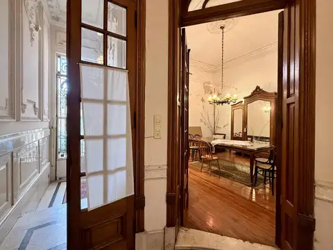 Casa en venta de 4 dormitorios en Lourdes mas duplex de 1 dormitorio