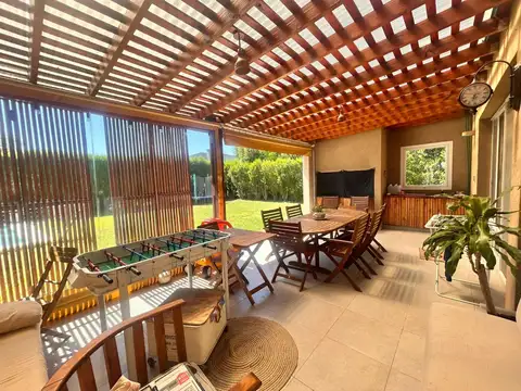 Casa en Alquiler en El Cantón - Barrio Puerto, USD 1.600