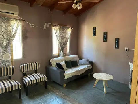 Casa 5 ambientes con 1 baño