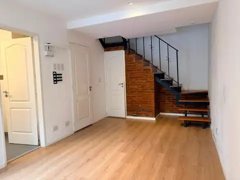 Depto Tipo Casa en Venta de 1 dormitorio