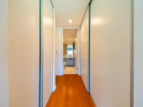 Departamento en Venta en Fisherton, USD 187.000