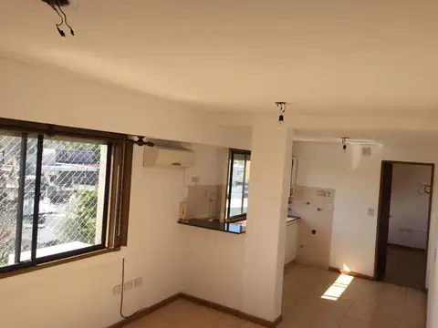 25 De Mayo 1637 , Piso 3