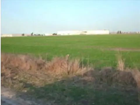 Campo en Venta lindero al Parque Industrial Pilar