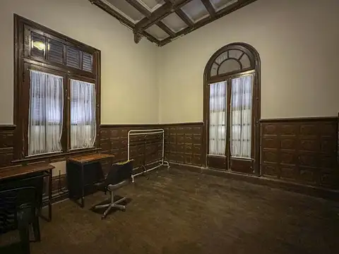 Local en Venta 77 años