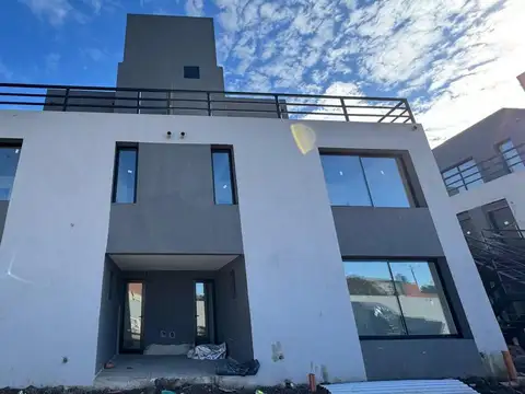 Departamento en Venta con 1 cochera