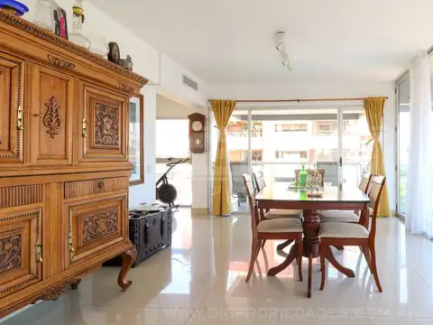 Departamento 4 ambientes con 2 baños