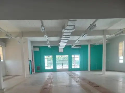 Oficina en Alquiler 40 años