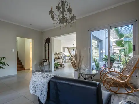 Casa en venta full refaccionada en La Lucila | Pileta | Quincho