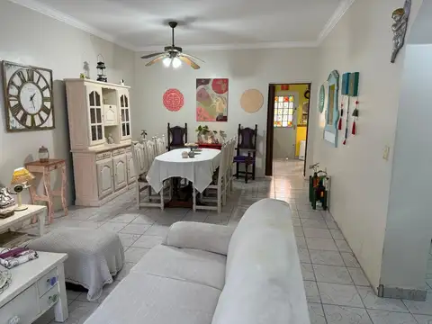 Casa en Venta en Haedo, USD 190.000