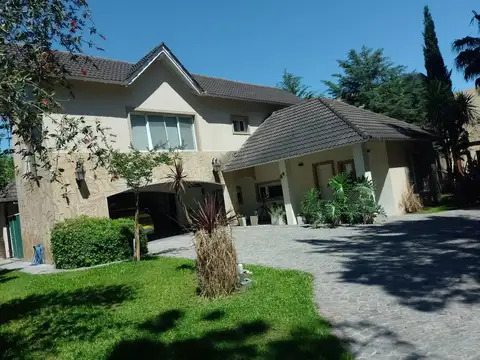 Casa en El Lauquen 