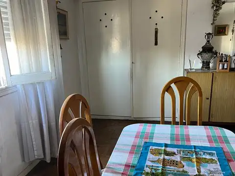 Depto Tipo Casa en Venta con 1 cocheras