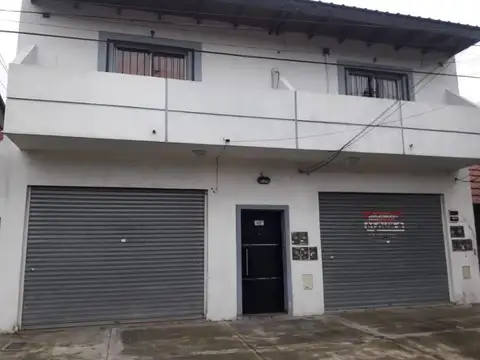 PERMUTA - BLOCK DE DEPARTAMENTOS + LOCALES COMERCIALES A LA VENTA - MORON