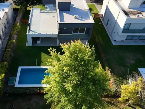 Casa en Venta en Barrancas de Iraola, USD 410.000