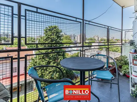 Departamento 3 ambientes con 2 baños
