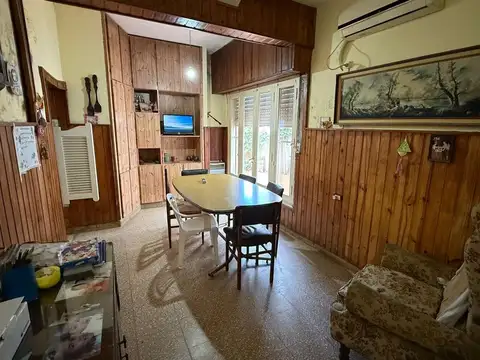 Depto Tipo Casa en Venta de 5 ambientes