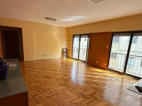 Arce 800, Piso 13