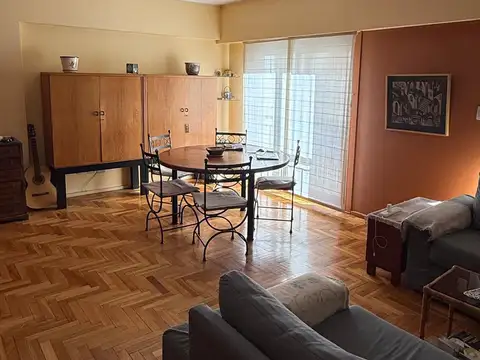 ARCE 800, Piso 13